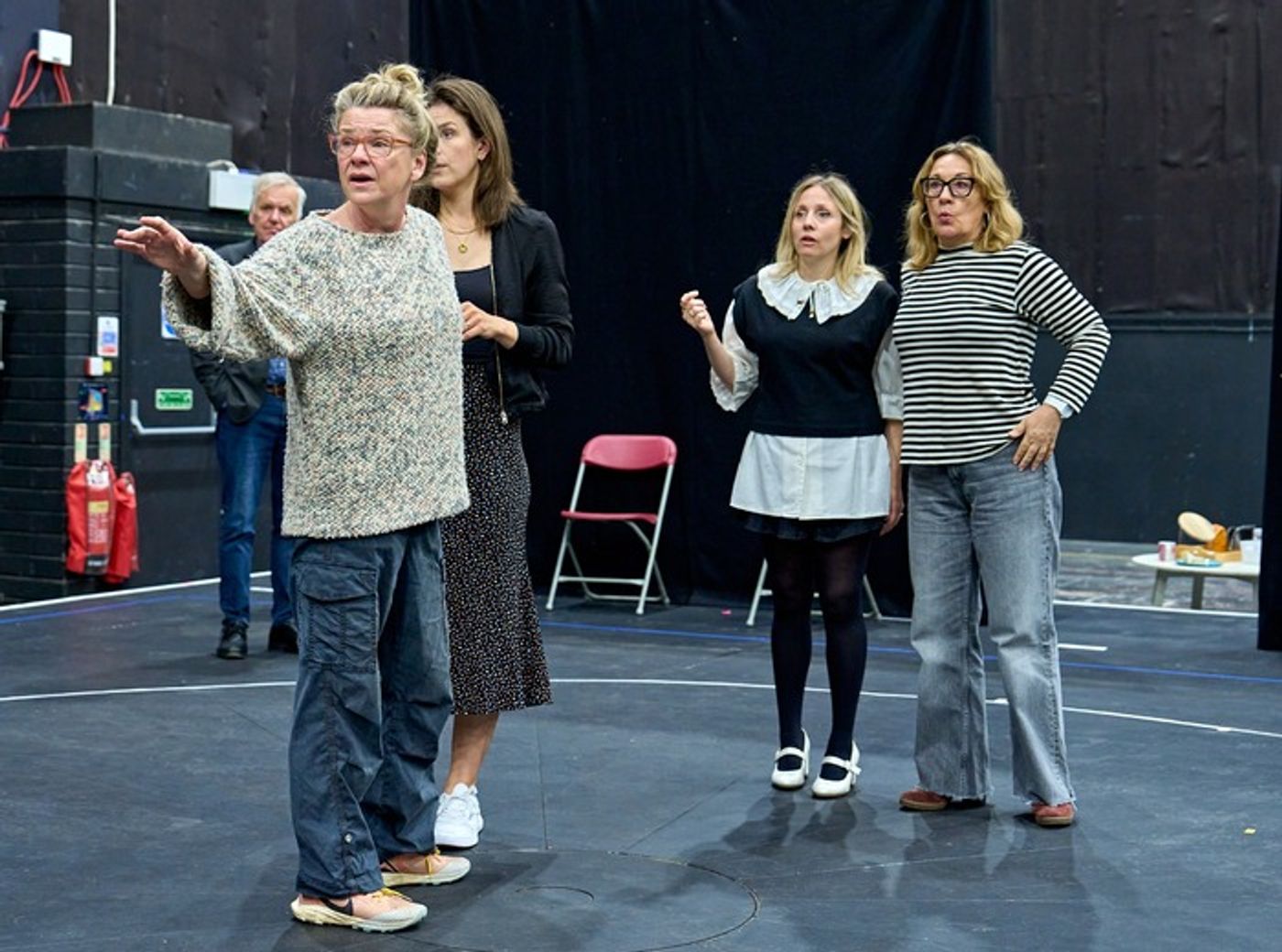 Photos: TILL THE STARS COME DOWN at the National Theatre in Rehearsal  Image